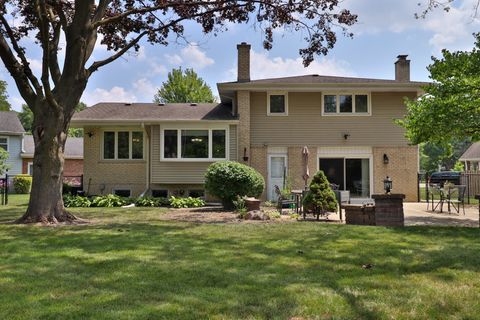 Tiny photo for 502 S Reuter Drive, Arlington Heights, IL 60005 (MLS # 12439270)