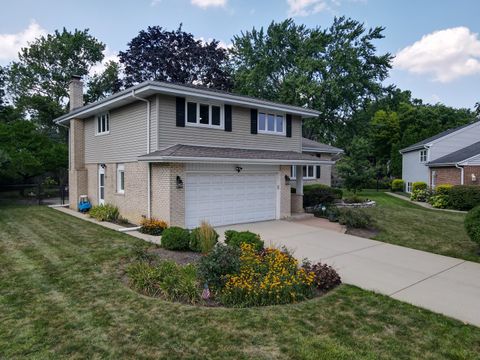 Tiny photo for 502 S Reuter Drive, Arlington Heights, IL 60005 (MLS # 12439270)