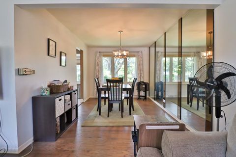 Tiny photo for 502 S Reuter Drive, Arlington Heights, IL 60005 (MLS # 12439270)