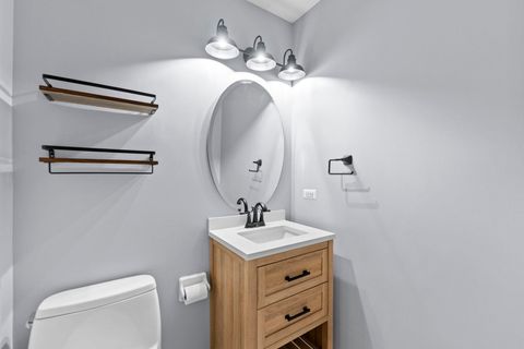 Tiny photo for 5509 Aspen Avenue #6, Downers Grove, IL 60515 (MLS # 12486187)