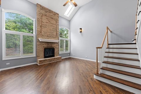 Tiny photo for 5509 Aspen Avenue #6, Downers Grove, IL 60515 (MLS # 12486187)