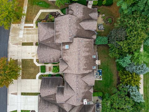 Tiny photo for 5509 Aspen Avenue #6, Downers Grove, IL 60515 (MLS # 12486187)