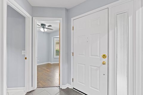 Tiny photo for 5509 Aspen Avenue #6, Downers Grove, IL 60515 (MLS # 12486187)