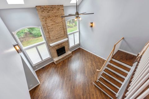 Tiny photo for 5509 Aspen Avenue #6, Downers Grove, IL 60515 (MLS # 12486187)