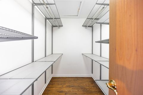 Tiny photo for 5509 Aspen Avenue #6, Downers Grove, IL 60515 (MLS # 12486187)