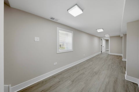 Tiny photo for 10546 S Avenue J, Chicago, IL 60617 (MLS # 12768266)
