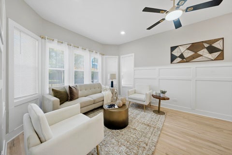 Tiny photo for 10546 S Avenue J, Chicago, IL 60617 (MLS # 12768266)