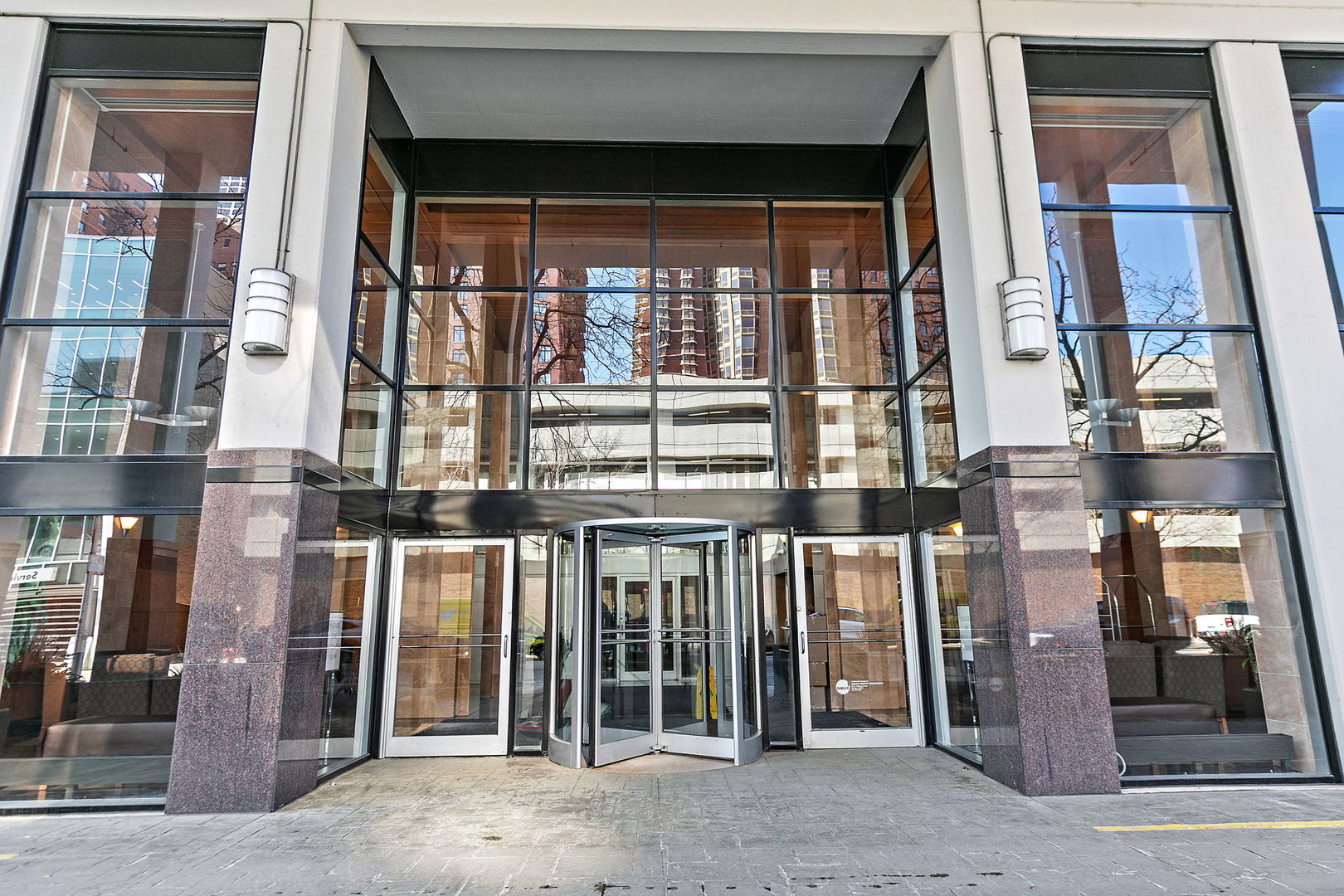 1122 N Clark Street 1007