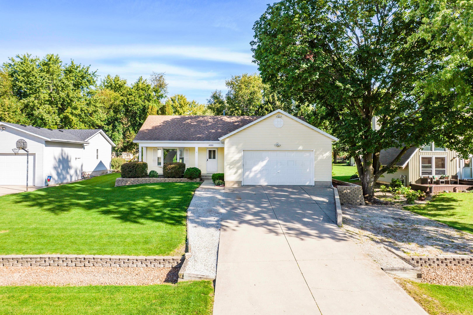 1620 Lake Holiday Drive