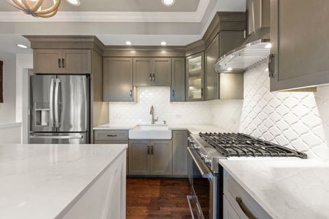 Tiny photo for 14340 Ridge Avenue, Orland Park, IL 60462 (MLS # 12596054)