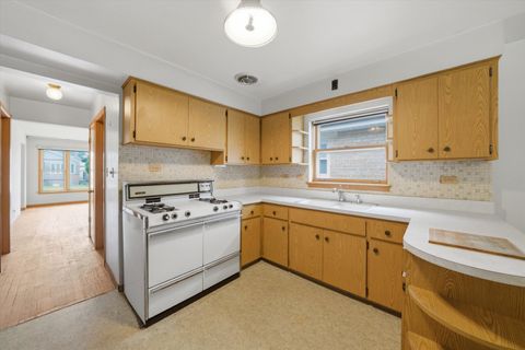 Tiny photo for 6500 W 64th Street, Chicago, IL 60638 (MLS # 12639412)