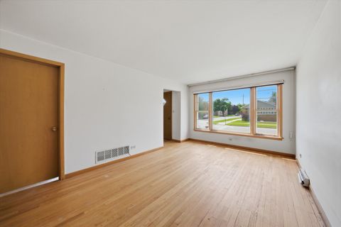 Tiny photo for 6500 W 64th Street, Chicago, IL 60638 (MLS # 12639412)