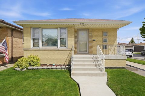 Photo of 6500 W 64th Street, Chicago, IL 60638 (MLS # 12639412)