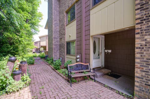 Tiny photo for 4 W Millstone Court #A, Palos Hills, IL 60465 (MLS # 12726644)