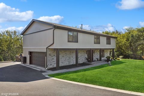 Tiny photo for 115 Red Wing Lane, North Barrington, IL 60010 (MLS # 12366099)