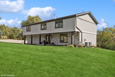 Tiny photo for 115 Red Wing Lane, North Barrington, IL 60010 (MLS # 12366099)