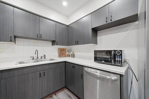 Tiny photo for 1311 N Baldwin Court #3A, Palatine, IL 60074 (MLS # 12715093)