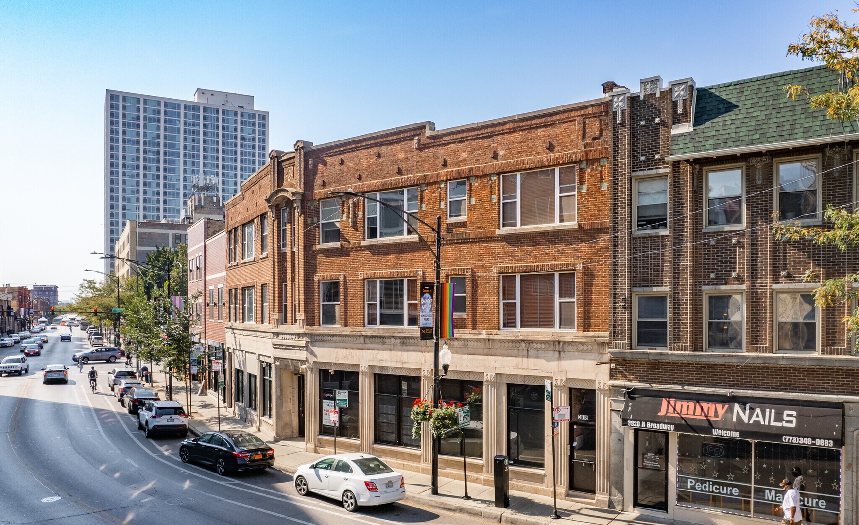 3916 N Broadway Street 1