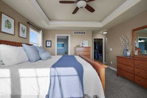 Tiny photo for 10484 Lyonheart Lane, Bloomington, IL 61705 (MLS # 12504696)