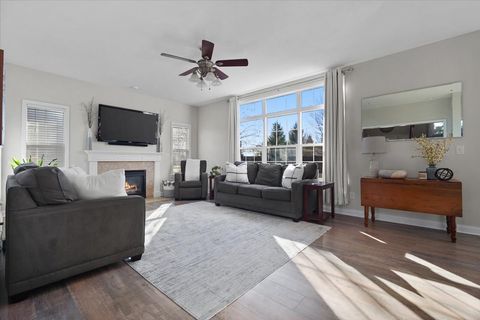 Tiny photo for 10484 Lyonheart Lane, Bloomington, IL 61705 (MLS # 12504696)