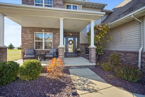 Tiny photo for 10484 Lyonheart Lane, Bloomington, IL 61705 (MLS # 12504696)