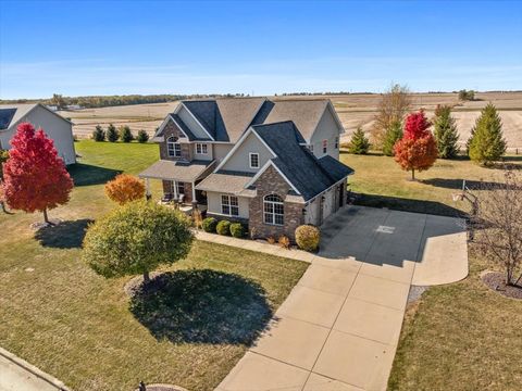 Photo of 10484 Lyonheart Lane, Bloomington, IL 61705 (MLS # 12504696)