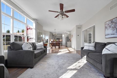 Tiny photo for 10484 Lyonheart Lane, Bloomington, IL 61705 (MLS # 12504696)