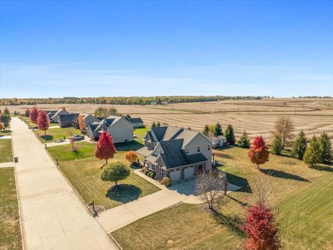 Tiny photo for 10484 Lyonheart Lane, Bloomington, IL 61705 (MLS # 12504696)