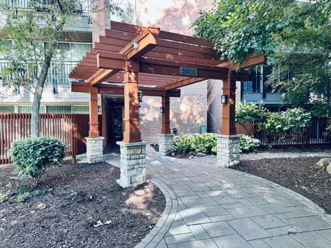 Photo of 5900 OAKWOOD Drive #4J, Lisle, IL 60532 (MLS # 12649975)