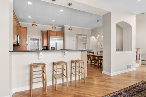 Tiny photo for 2419 Woodglen Drive, Aurora, IL 60502 (MLS # 12666967)