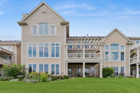 Tiny photo for 2419 Woodglen Drive, Aurora, IL 60502 (MLS # 12666967)
