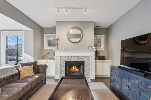 Tiny photo for 926 W Margate Terrace #1W, Chicago, IL 60640 (MLS # 12530156)