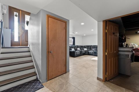 Tiny photo for 7624 Lockwood Avenue, Burbank, IL 60459 (MLS # 12527643)