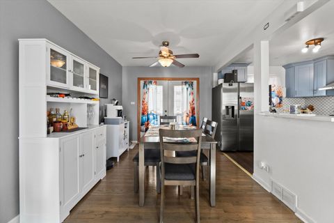 Tiny photo for 7624 Lockwood Avenue, Burbank, IL 60459 (MLS # 12527643)