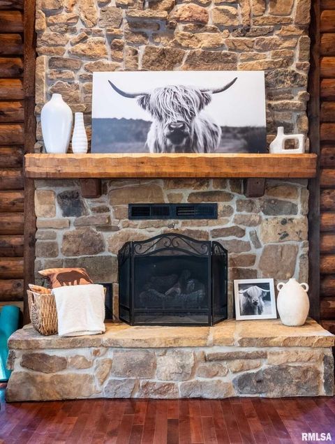 Tiny photo for 2145 Lick Creek Road, Anna, IL 62906 (MLS # EB460317)