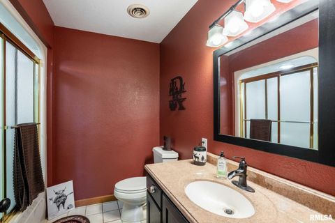 Tiny photo for 2145 Lick Creek Road, Anna, IL 62906 (MLS # EB460317)