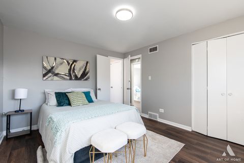 Tiny photo for 14024 S Saginaw Avenue, Burnham, IL 60633 (MLS # 12609434)