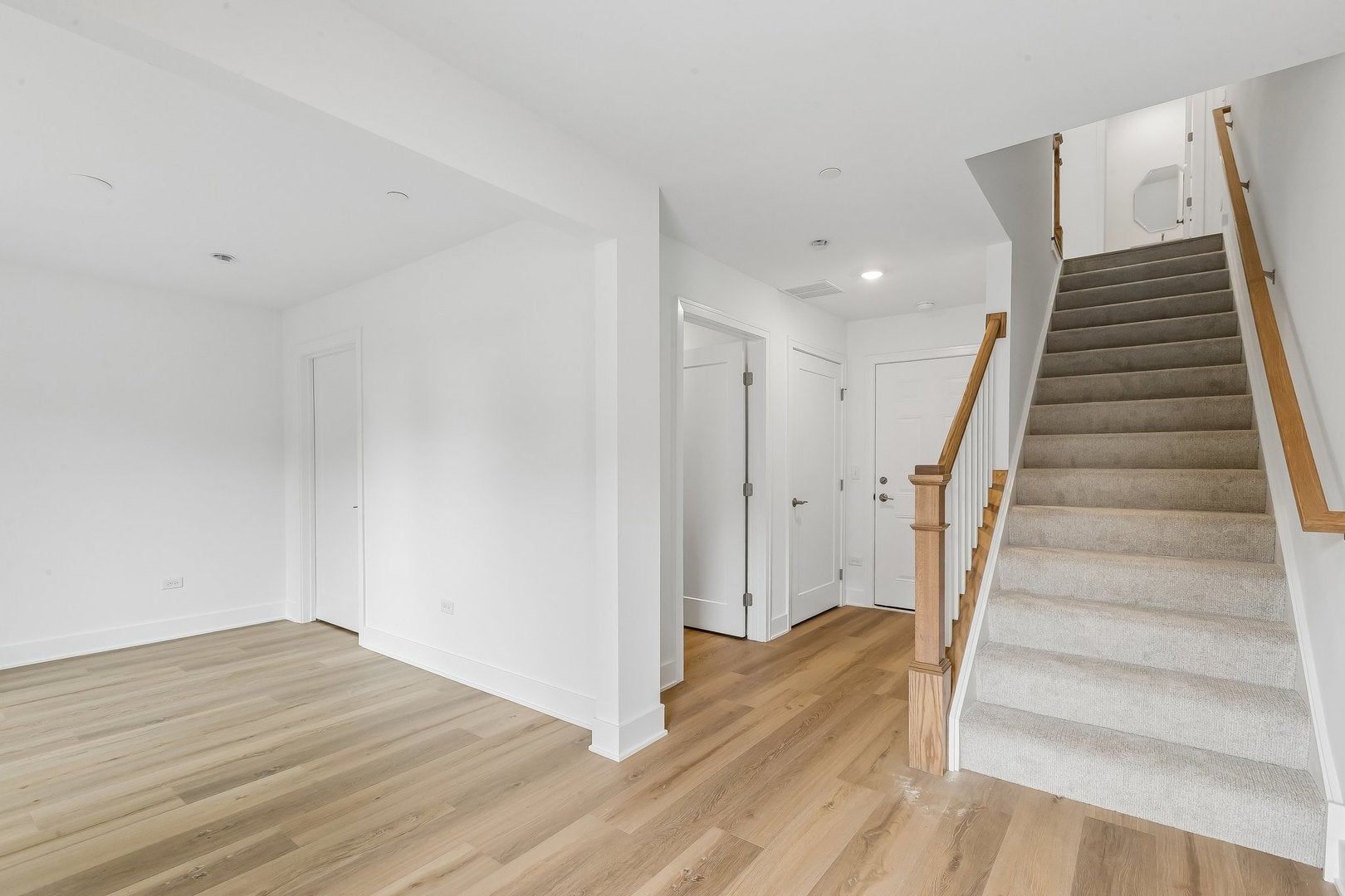 2118 Iron Ridge Lane