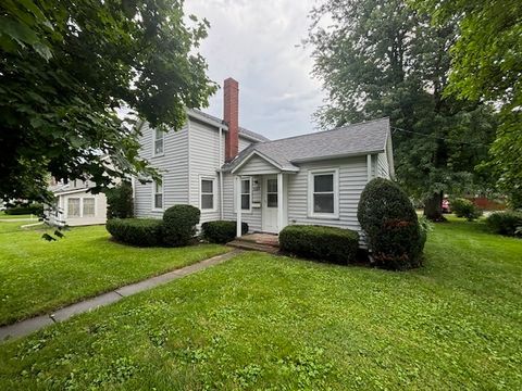 A home in Rochelle