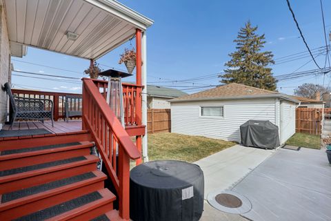 Tiny photo for 4565 N McVicker Avenue, Chicago, IL 60630 (MLS # 12577682)
