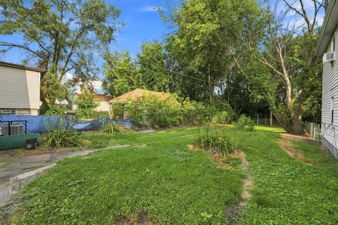 Tiny photo for 310 E 138th Street, Chicago, IL 60827 (MLS # 12752293)