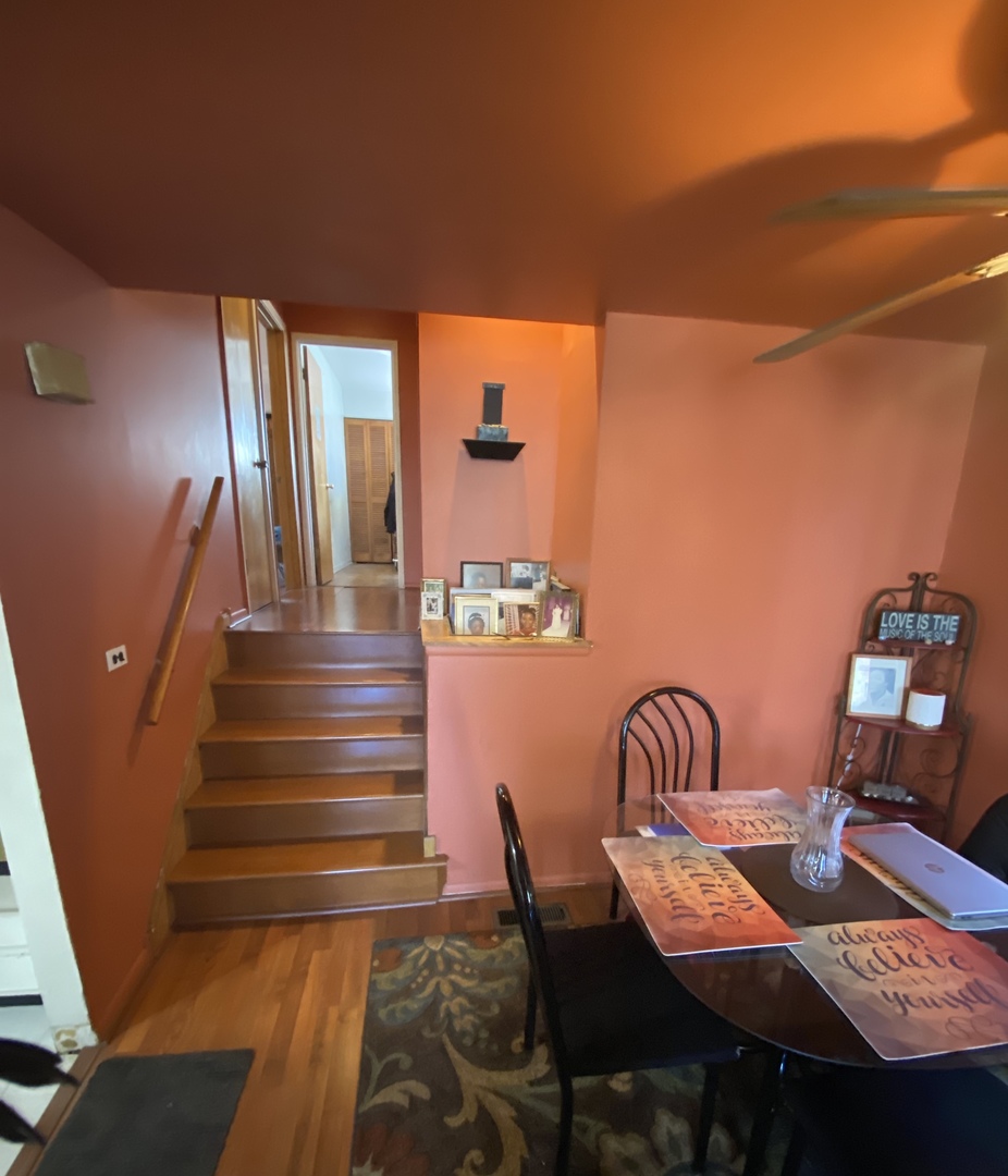 549 W 95th Street