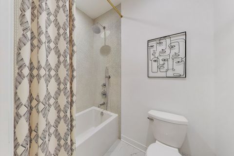 Tiny photo for 5114 S Kenwood Avenue #4B, Chicago, IL 60615 (MLS # 12615093)