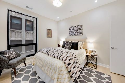 Tiny photo for 5114 S Kenwood Avenue #4B, Chicago, IL 60615 (MLS # 12615093)