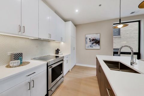 Tiny photo for 5114 S Kenwood Avenue #4B, Chicago, IL 60615 (MLS # 12615093)