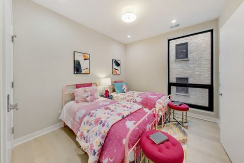 Tiny photo for 5114 S Kenwood Avenue #4B, Chicago, IL 60615 (MLS # 12615093)