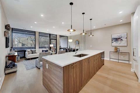 Tiny photo for 5114 S Kenwood Avenue #4B, Chicago, IL 60615 (MLS # 12615093)