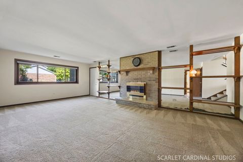 Tiny photo for 20W481 Cobb Drive, Downers Grove, IL 60516 (MLS # 12679914)