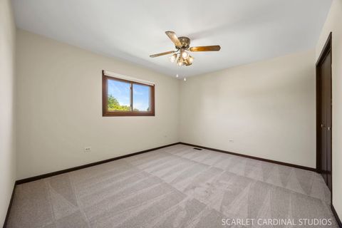 Tiny photo for 20W481 Cobb Drive, Downers Grove, IL 60516 (MLS # 12679914)