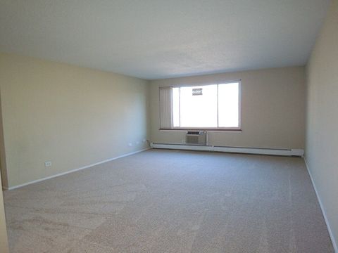 Tiny photo for 1227 S Old Wilke Road #306, Arlington Heights, IL 60005 (MLS # 12548475)